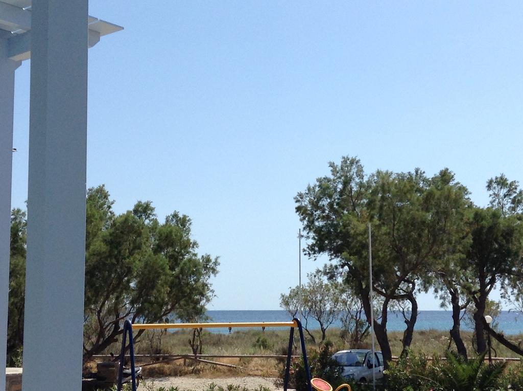 Nostos Beachfront Apartments & Studios Agios Ioannis  Exterior foto