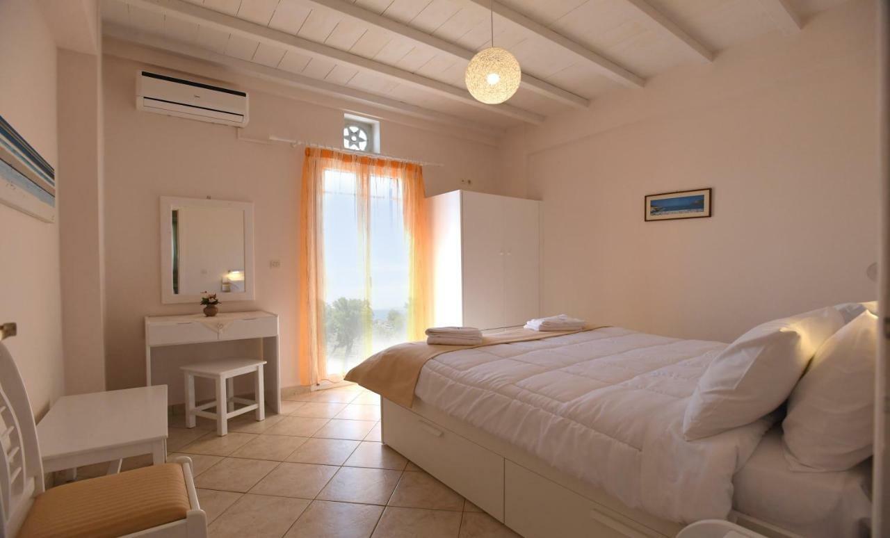 Nostos Beachfront Apartments & Studios Agios Ioannis  Exterior foto