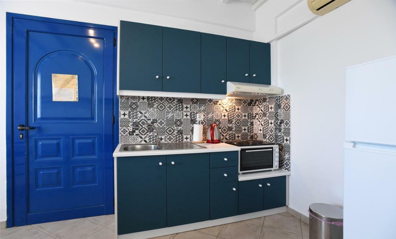 Nostos Beachfront Apartments & Studios Agios Ioannis  Exterior foto