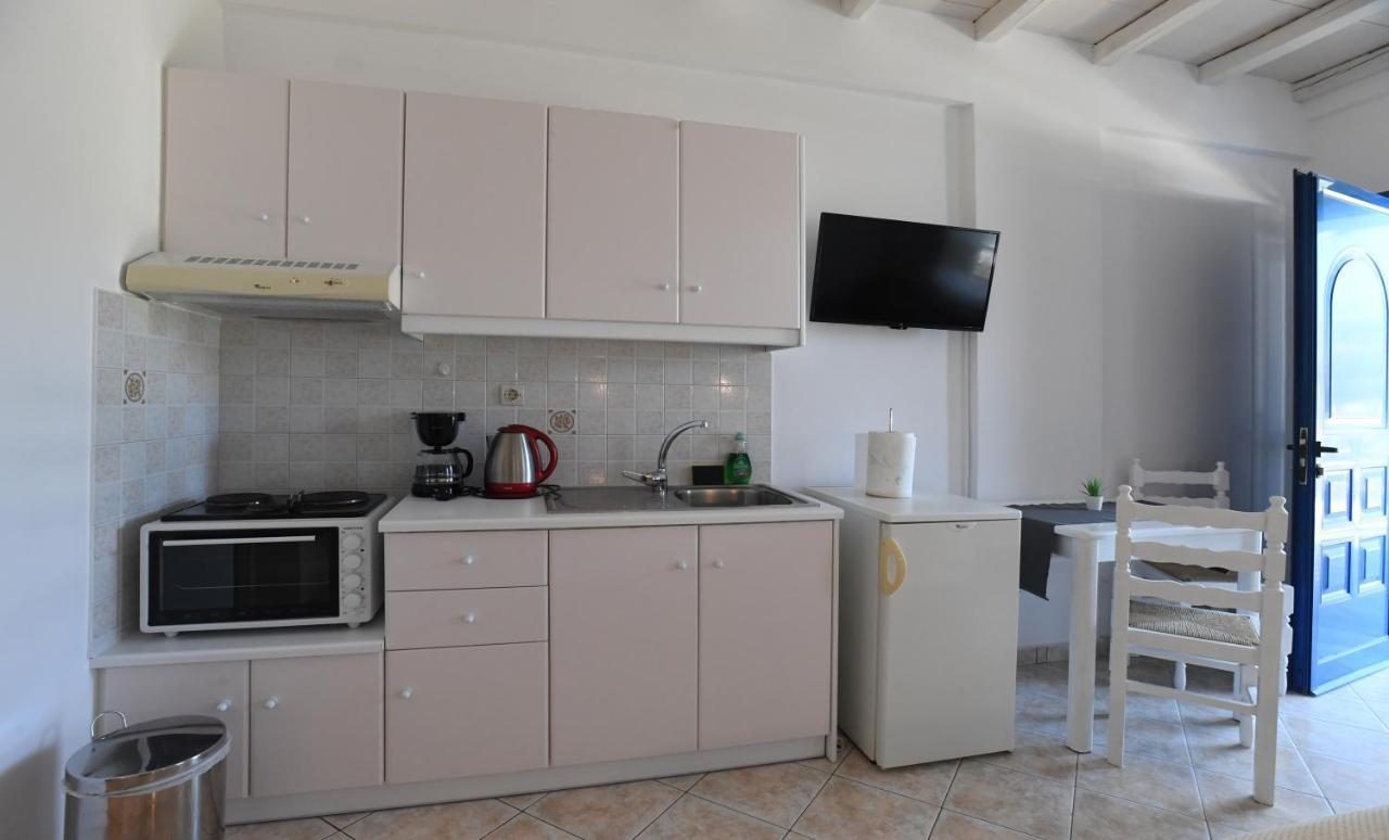 Nostos Beachfront Apartments & Studios Agios Ioannis  Exterior foto